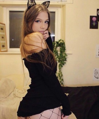 Лилия, 20 лет, 2 размер груди